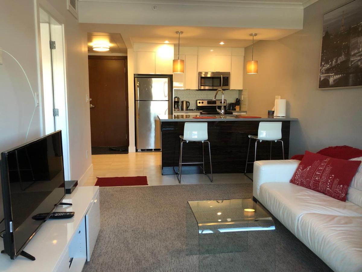Amicable, Cozy, High Speed Internet, Sleeps 2 Riverview Downtown Apartment YYC Exterior foto